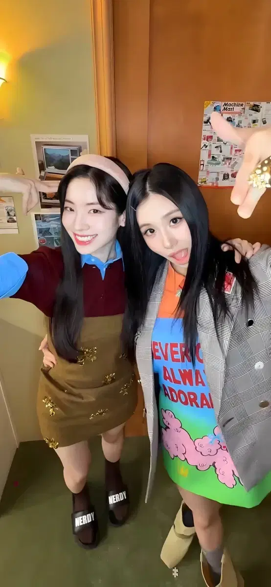thumbnail-0